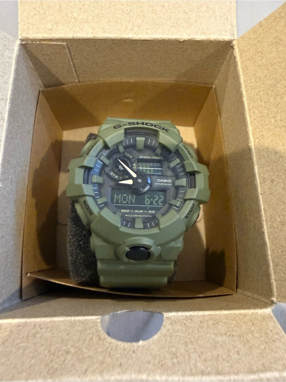 G-SHOCK GA700UC-3A